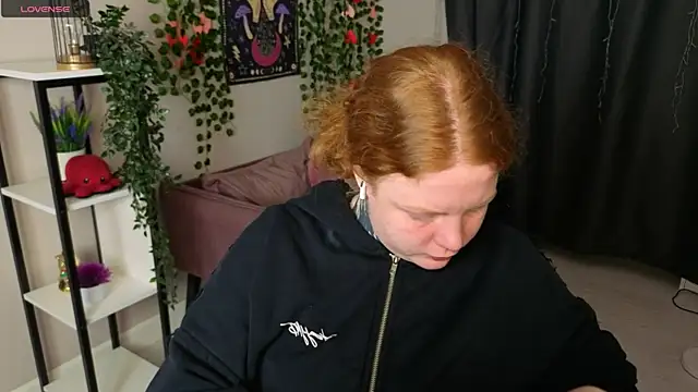 Snapshot of Cassie_xKiss chatting on 03-21-26, 08:12 Cassie xKiss online show from 03-21-26, 08:12