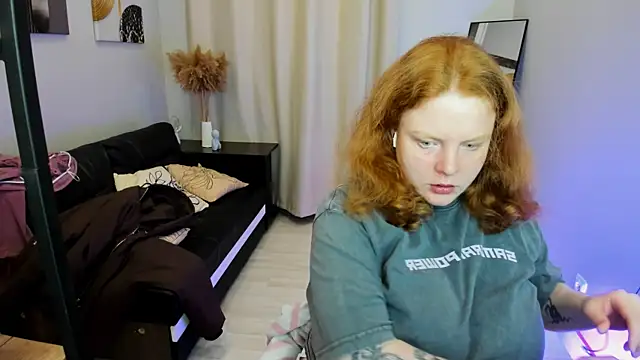 Snapshot of Cassie_xKiss chatting on 03-27-26, 08:52 Cassie xKiss online show from 03-27-26, 08:52