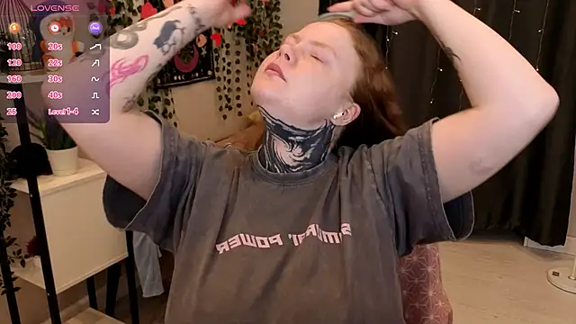 Snapshot of Cassie_xKiss chatting on 04-06-26, 08:43 Cassie xKiss online show from 04-06-26, 08:43