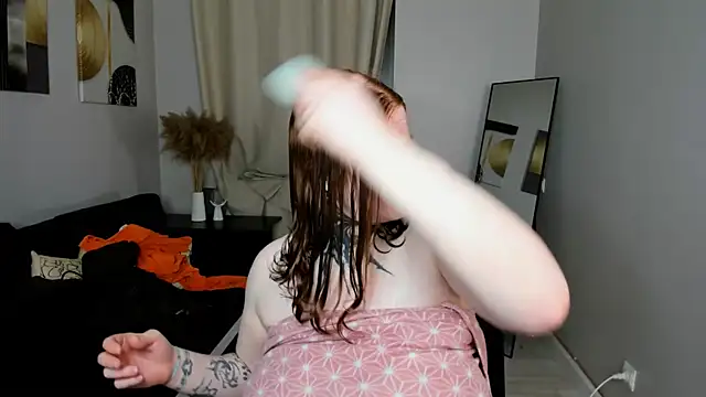 Snapshot of Cassie_xKiss chatting on 04-15-26, 05:58 Cassie xKiss online show from 04-15-26, 05:58