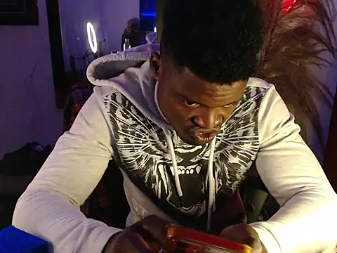 Snapshot of elnigga21 chatting on 04-14-26, 01:50 elnigga21 online show from 04-14-26, 01:50