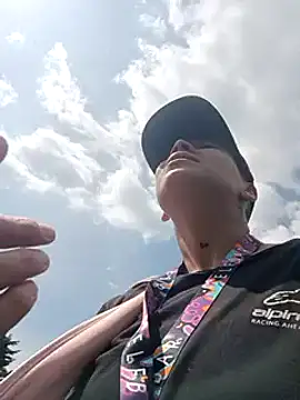 Rob and lizzy online show from 01-14-25, 06:38