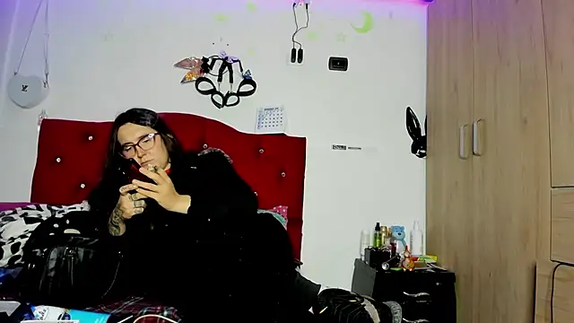 Snapshot of Sweet-Suck69 chatting on 01-08-25, 03:40 Sweet-Suck69 online show from 01-08-25, 03:40