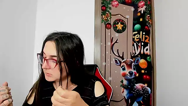 Snapshot of Sweet-Suck69 chatting on 01-23-25, 08:24 Sweet-Suck69 online show from 01-23-25, 08:24