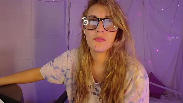 Giia paiige18 online show from 02-21-26, 11:39