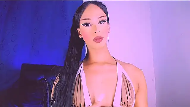 Vianca Chanel online show from 09-12-25, 04:45