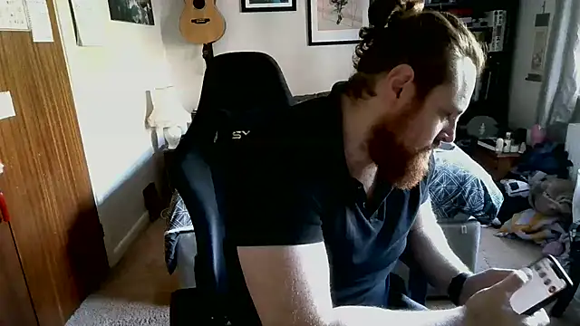 Hairy Guy30 online show from 11-08-25, 12:49