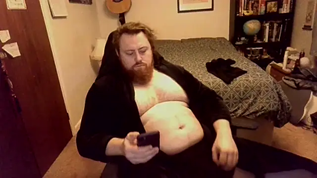 Snapshot of Hairy_Guy30 chatting on 01-15-26, 04:33 Hairy Guy30 online show from 01-15-26, 04:33