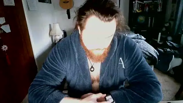 Snapshot of Hairy_Guy30 chatting on 01-17-26, 04:00 Hairy Guy30 online show from 01-17-26, 04:00