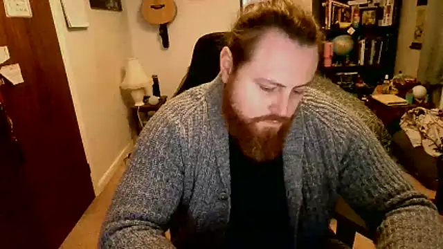 Snapshot of Hairy_Guy30 chatting on 02-18-26, 07:10 Hairy Guy30 online show from 02-18-26, 07:10