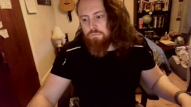 Snapshot of Hairy_Guy30 chatting on 02-21-26, 05:25 Hairy Guy30 online show from 02-21-26, 05:25