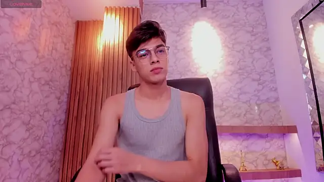 Gerony  online show from 12-23-25, 05:05