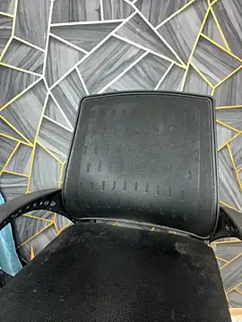 Snapshot of Cute-Russian chatting on 09-16-25, 04:46 Cute-Russian online show from 09-16-25, 04:46