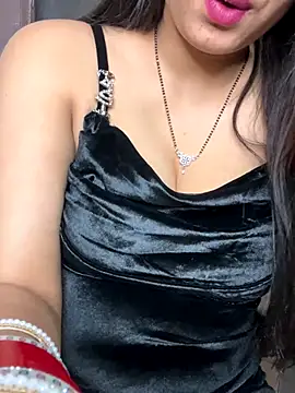 Snapshot of Cute-Russian chatting on 10-24-25, 04:09 Cute-Russian online show from 10-24-25, 04:09