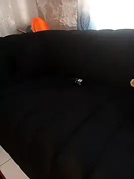 Snapshot of mloghyfsa chatting on 04-15-26, 11:17 mloghyfsa online show from 04-15-26, 11:17