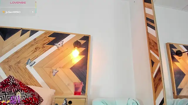 Kathaleiya Ozz online show from 10-25-25, 07:52