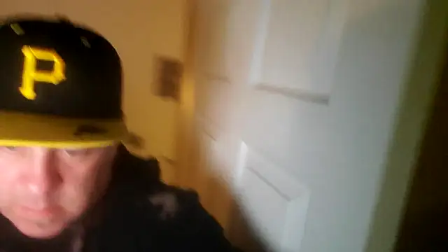 Snapshot of Mic_Oxinner chatting on 10-30-25, 07:10 Mic Oxinner online show from 10-30-25, 07:10