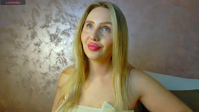 Snapshot of lexy_a chatting on 02-12-26, 05:46 lexy a online show from 02-12-26, 05:46