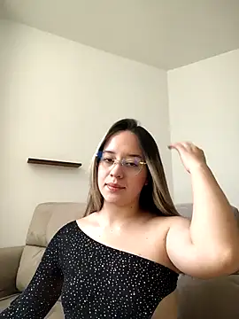 Snapshot of Dani_javi chatting on 05-09-26, 06:13 Dani javi online show from 05-09-26, 06:13