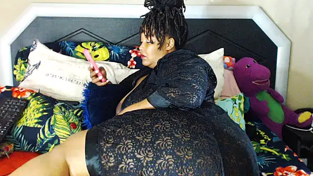 Bulkyyass online show from 11-30-25, 06:39