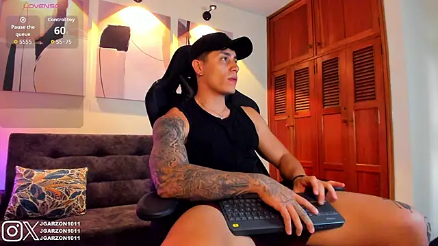  joansoto online show from 11-26-25, 02:40