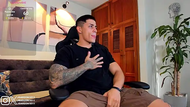  joansoto online show from 12-18-25, 02:56