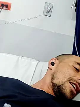 Snapshot of fire_menxxx001 chatting on 12-02-24, 11:18 fire menxxx001 online show from 12-02-24, 11:18