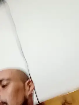 Snapshot of fire_menxxx001 chatting on 01-04-25, 01:31 fire menxxx001 online show from 01-04-25, 01:31