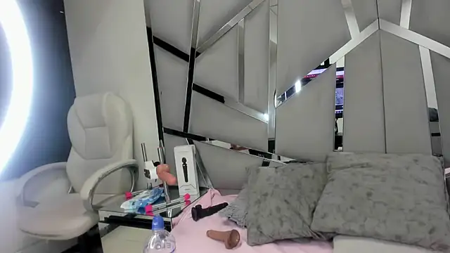 Catherinee69 x online show from 12-15-24, 07:35