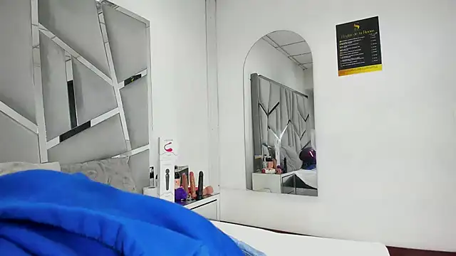 Catherinee69 x online show from 10-27-25, 03:43