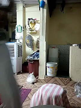 Snapshot of saggy1218 chatting on 11-11-25, 08:20 saggy1218 online show from 11-11-25, 08:20