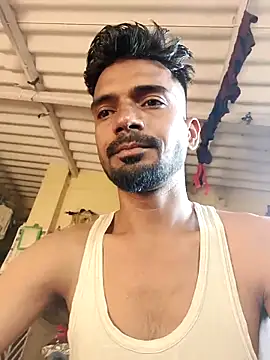 Snapshot of saggy1218 chatting on 12-15-25, 11:14 saggy1218 online show from 12-15-25, 11:14