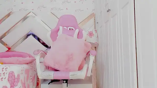 BriggitteEbonny online show from 12-17-24, 11:49