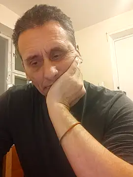 Snapshot of Viause_Kentauelle chatting on 03-01-25, 07:59 Viause Kentauelle online show from 03-01-25, 07:59