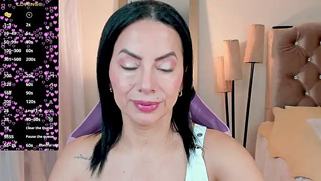 Snapshot of veronika_naughty chatting on 10-09-25, 02:04 veronika naughty online show from 10-09-25, 02:04