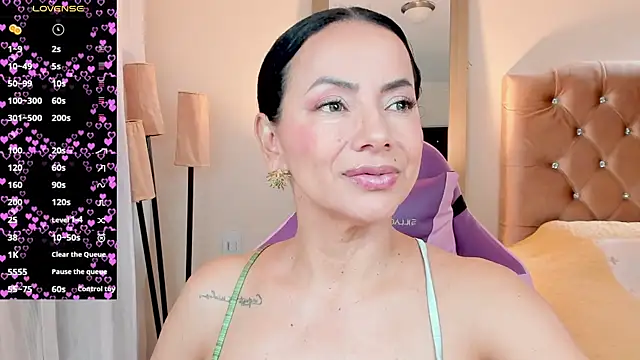 Snapshot of veronika_naughty chatting on 11-14-25, 03:44 veronika naughty online show from 11-14-25, 03:44