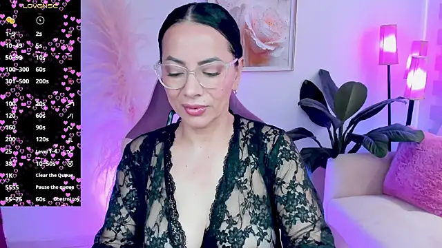 Snapshot of veronika_naughty chatting on 01-17-26, 02:55 veronika naughty online show from 01-17-26, 02:55