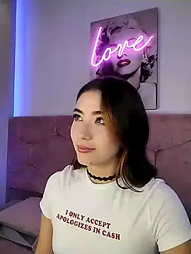 Snapshot of lunar_leen chatting on 01-31-25, 09:59 lunar leen online show from 01-31-25, 09:59