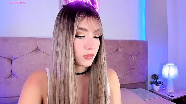 Snapshot of lunar_leen chatting on 02-02-25, 12:24 lunar leen online show from 02-02-25, 12:24