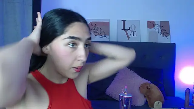 Snapshot of madisex_s chatting on 02-18-26, 02:51 madisex s online show from 02-18-26, 02:51