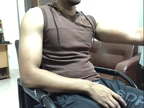 Zeuhorny online show from 12-20-25, 12:23