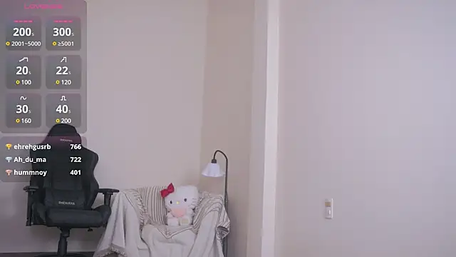 Miuzxc online show from 12-06-24, 05:11