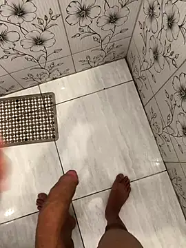 vintin21cm online show from 10-19-25, 03:40