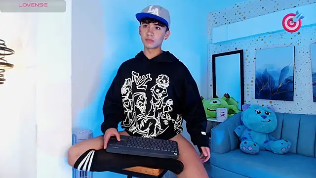 Snapshot of Niico_Cruz chatting on 02-28-25, 04:54 Niico Cruz online show from 02-28-25, 04:54