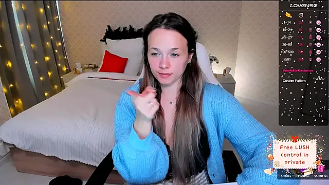 Snapshot of SherillBrill chatting on 12-21-24, 10:39 SherillBrill online show from 12-21-24, 10:39