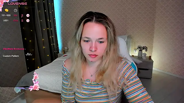 Snapshot of SherillBrill chatting on 03-09-25, 07:45 SherillBrill online show from 03-09-25, 07:45