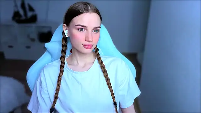 StellaLawless online show from 10-16-25, 12:28