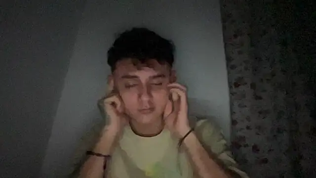 Snapshot of bob_petterson chatting on 02-03-25, 05:29 bob petterson online show from 02-03-25, 05:29