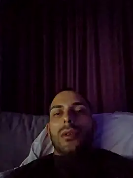 denisxlRo online show from 12-16-24, 03:19