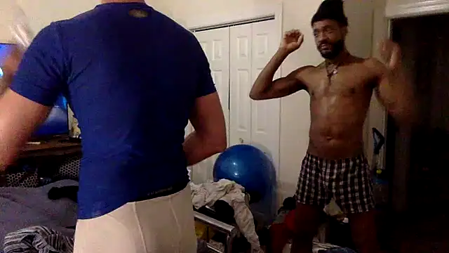 Snapshot of TheOnlyTwinTowers chatting on 12-15-24, 10:07 TheOnlyTwinTowers online show from 12-15-24, 10:07